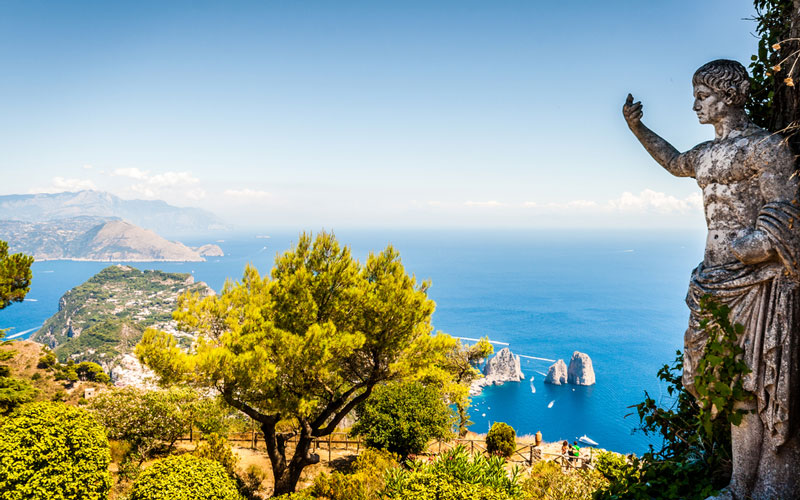 TUTTO IL FASCINO DI CAPRI